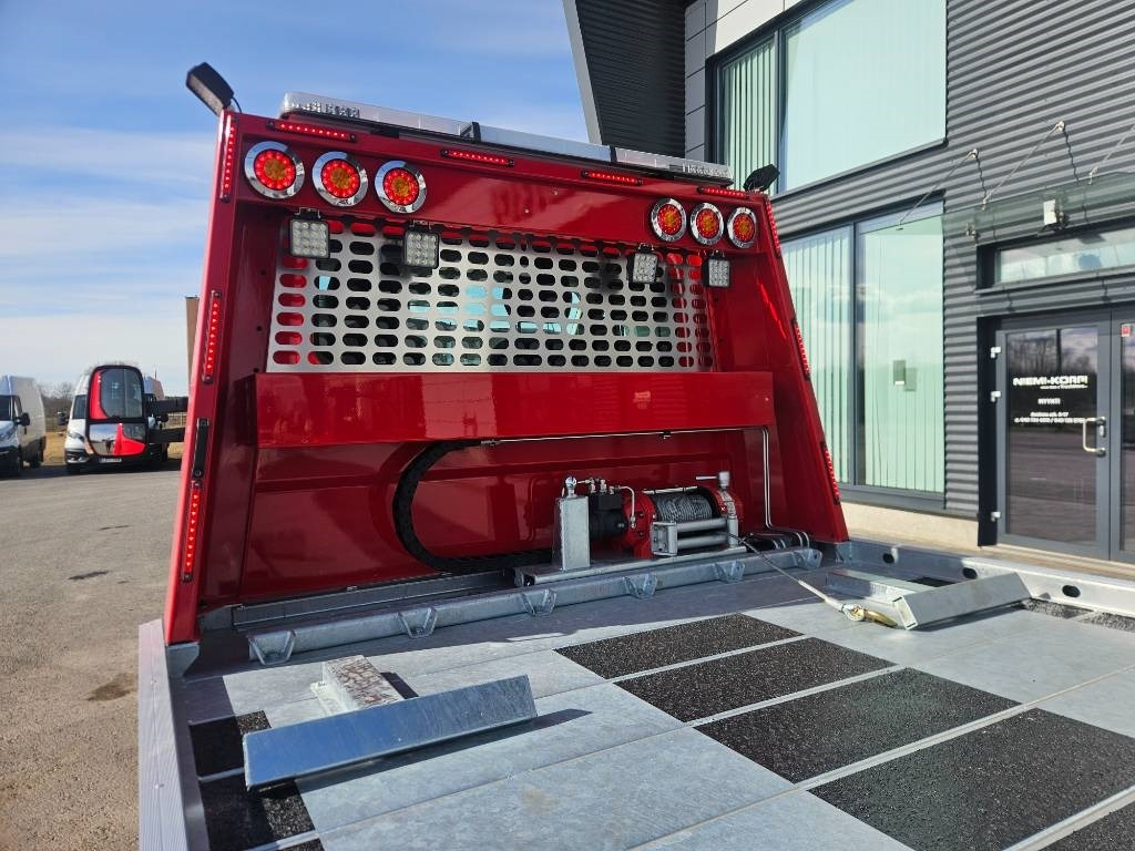 Abschleppwagen Iveco Daily 72 C180 nopeaan toimitukseen: das Bild 11