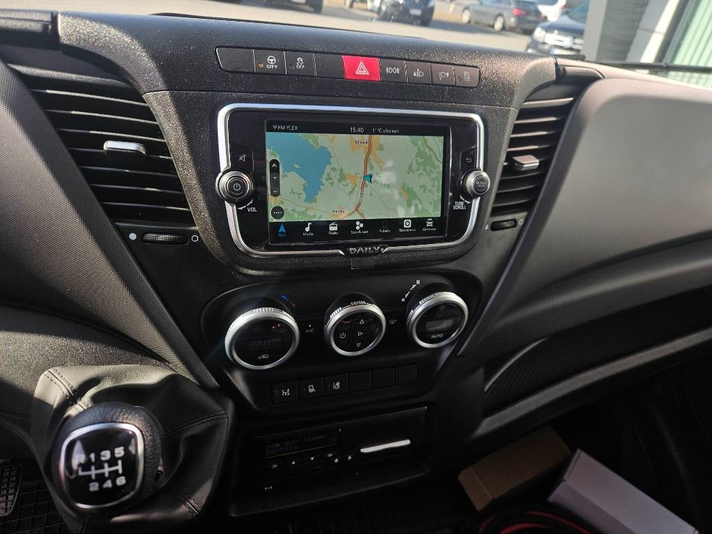 Abschleppwagen Iveco Daily 72 C180 nopeaan toimitukseen: das Bild 17