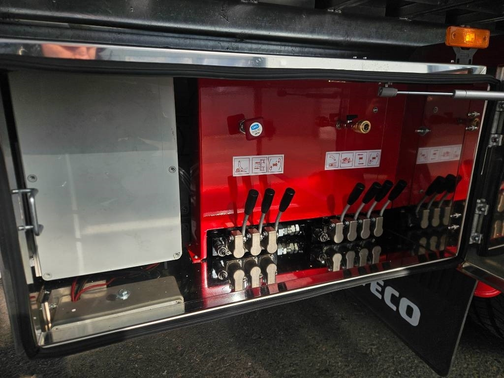 Abschleppwagen Iveco Daily 72 C180 nopeaan toimitukseen: das Bild 14