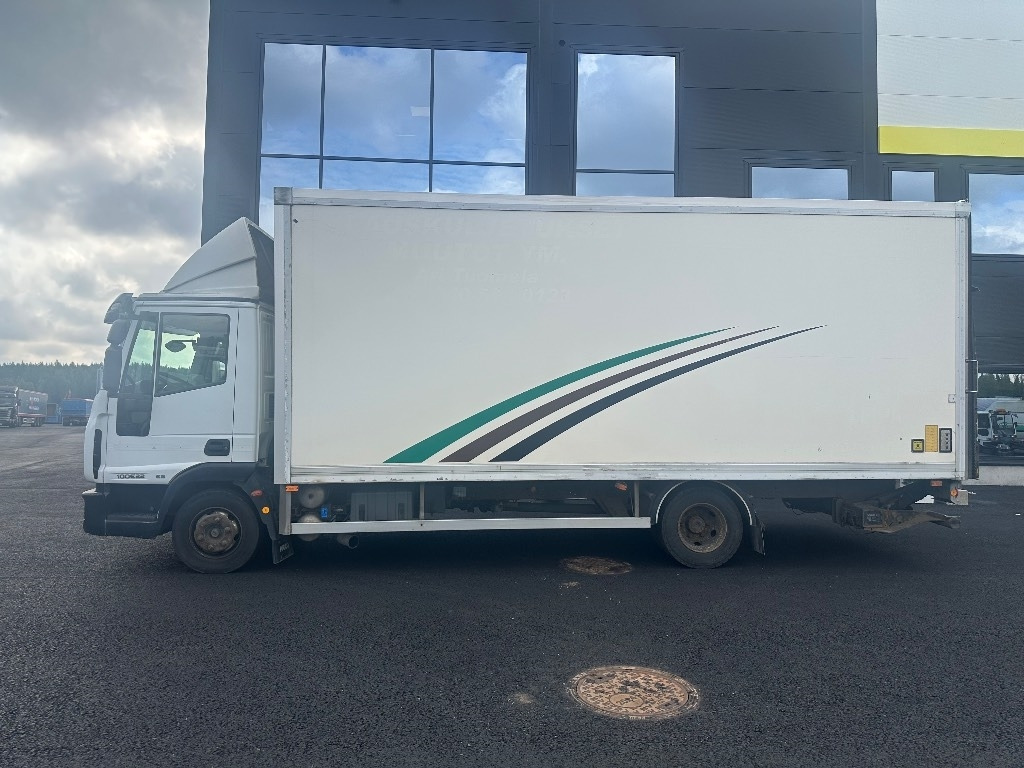 Iveco Eurocargo 100 E22 - Koffer LKW: das Bild 5 Iveco Eurocargo 100 E22 - Koffer LKW: das Bild 5