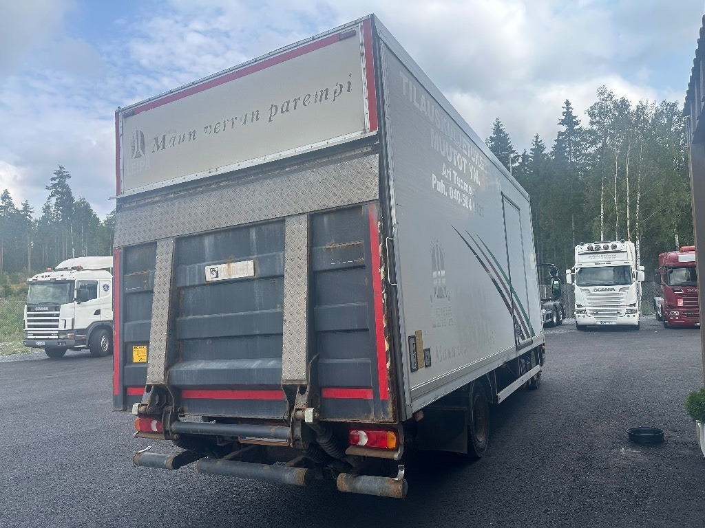 Iveco Eurocargo 100 E22 - Koffer LKW: das Bild 3 Iveco Eurocargo 100 E22 - Koffer LKW: das Bild 3