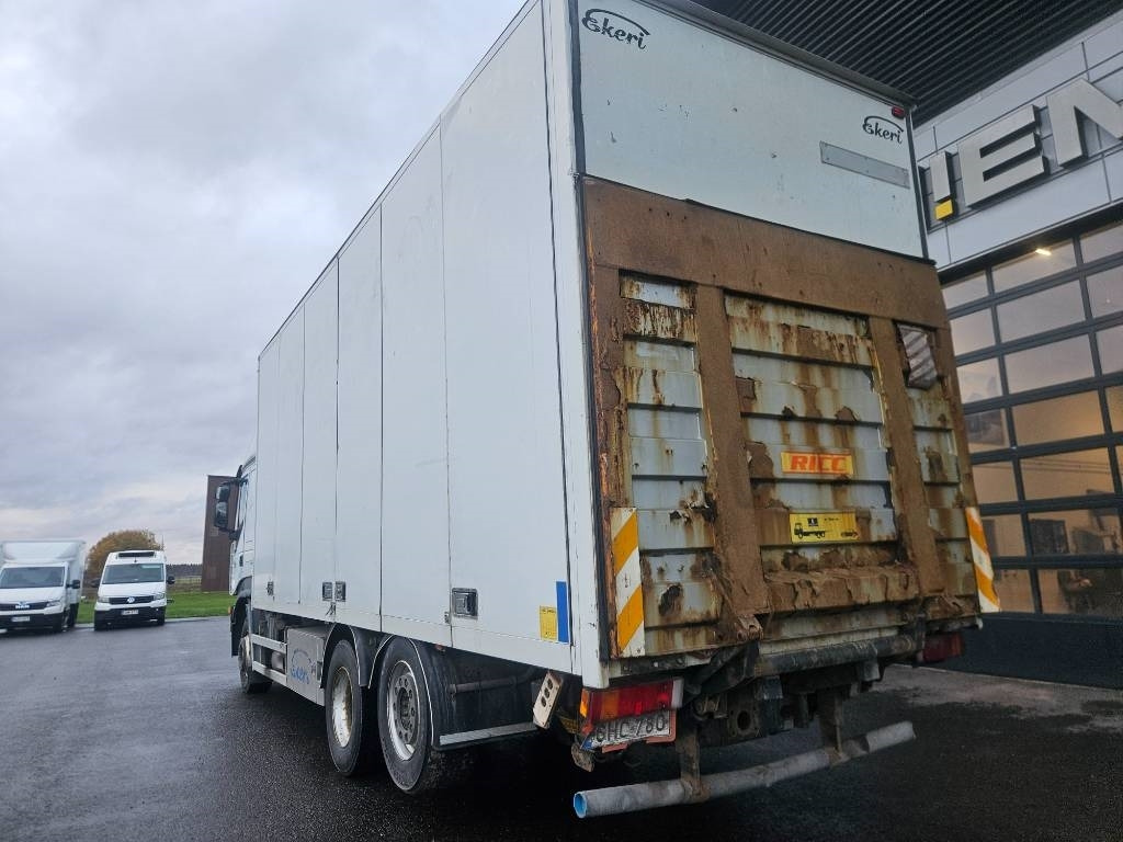 Iveco Stralis 6x2 - Koffer LKW: das Bild 4 Iveco Stralis 6x2 - Koffer LKW: das Bild 4