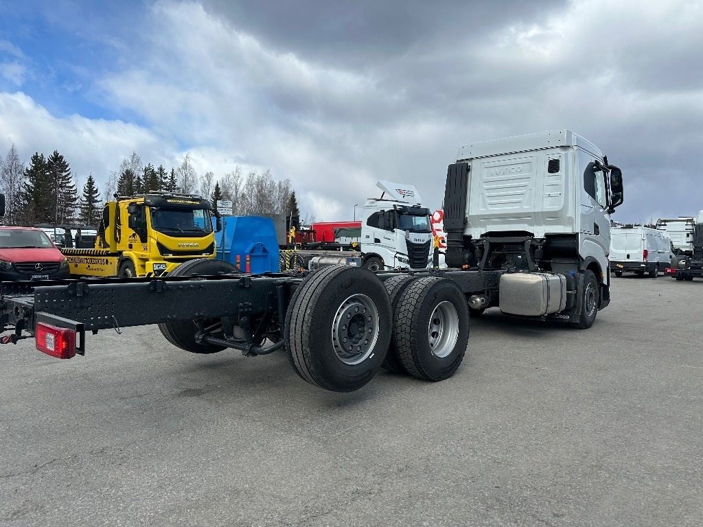 Iveco X-Way AS260X530 heti toimitukseen - Fahrgestell LKW: das Bild 4 Iveco X-Way AS260X530 heti toimitukseen - Fahrgestell LKW: das Bild 4