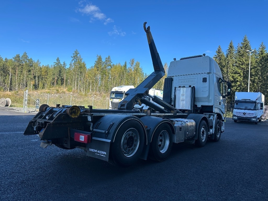 Iveco X-Way AS35S560 8x2 - Abrollkipper: das Bild 4 Iveco X-Way AS35S560 8x2 - Abrollkipper: das Bild 4
