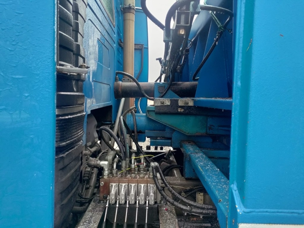 Lava Reunantäyttölava + Sirotin - Pritschenaufbau: das Bild 5 Lava Reunantäyttölava + Sirotin - Pritschenaufbau: das Bild 5