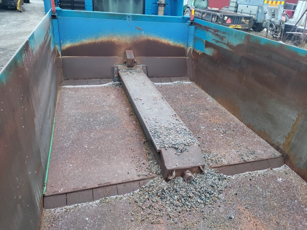 Lava Reunantäyttölava + Sirotin - Pritschenaufbau: das Bild 4 Lava Reunantäyttölava + Sirotin - Pritschenaufbau: das Bild 4