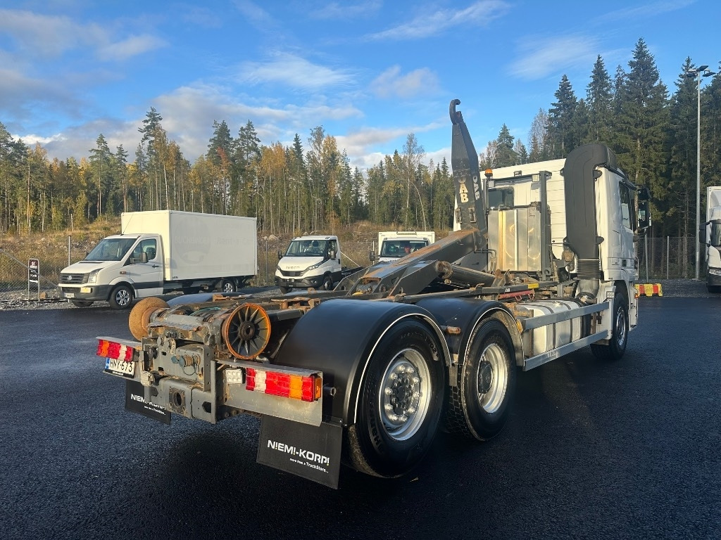 Mercedes-Benz Actros 2545 L 6x2 - Abrollkipper: das Bild 4 Mercedes-Benz Actros 2545 L 6x2 - Abrollkipper: das Bild 4