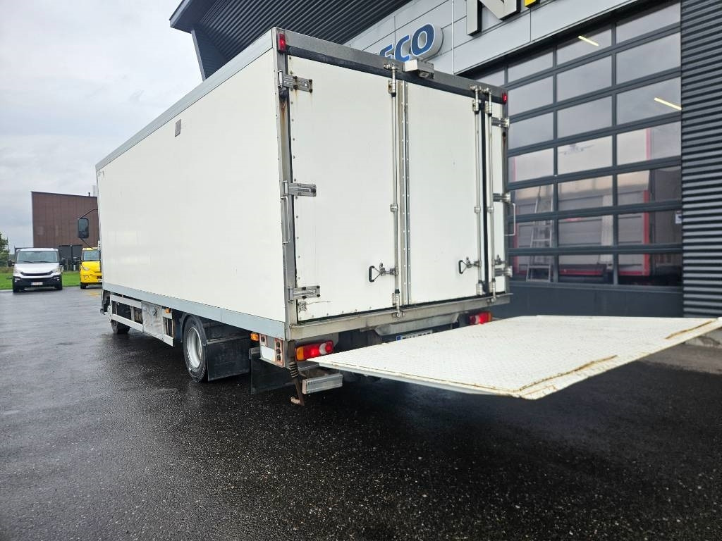 Renault Midlum 220 - Kühlkoffer LKW: das Bild 5 Renault Midlum 220 - Kühlkoffer LKW: das Bild 5