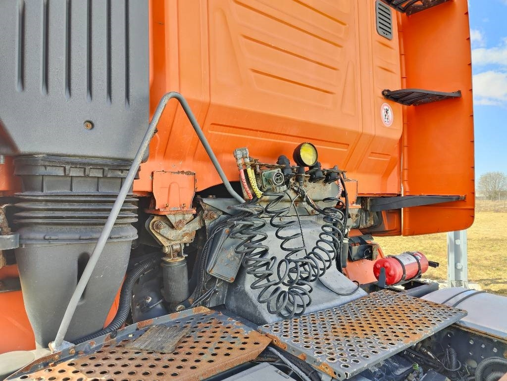 Sattelzugmaschine Iveco Stralis AS 560 6X4 76TN: das Bild 12