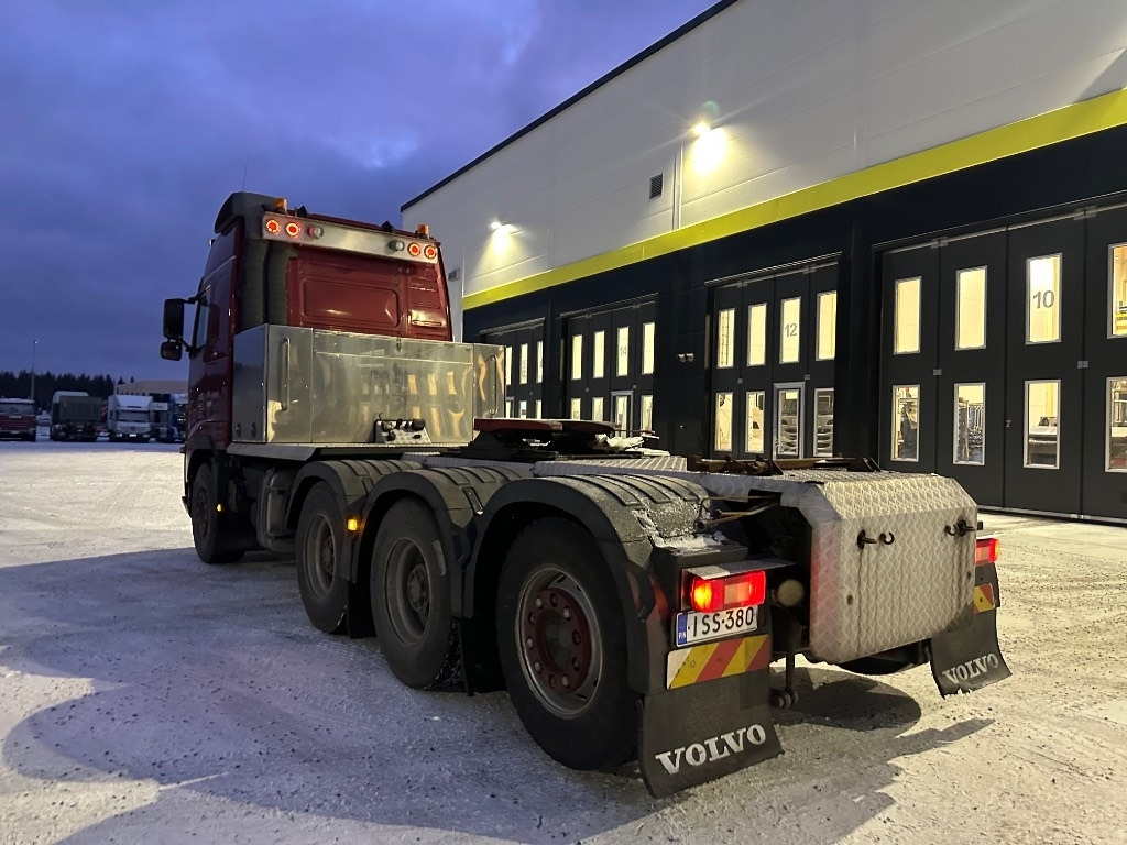 Volvo FH16 600 8x4*4 - Sattelzugmaschine: das Bild 3 Volvo FH16 600 8x4*4 - Sattelzugmaschine: das Bild 3