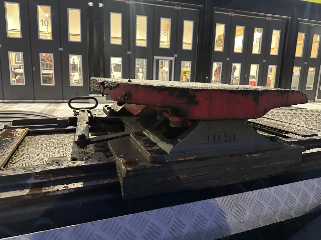 Volvo FH16 600 8x4*4 - Sattelzugmaschine: das Bild 5 Volvo FH16 600 8x4*4 - Sattelzugmaschine: das Bild 5