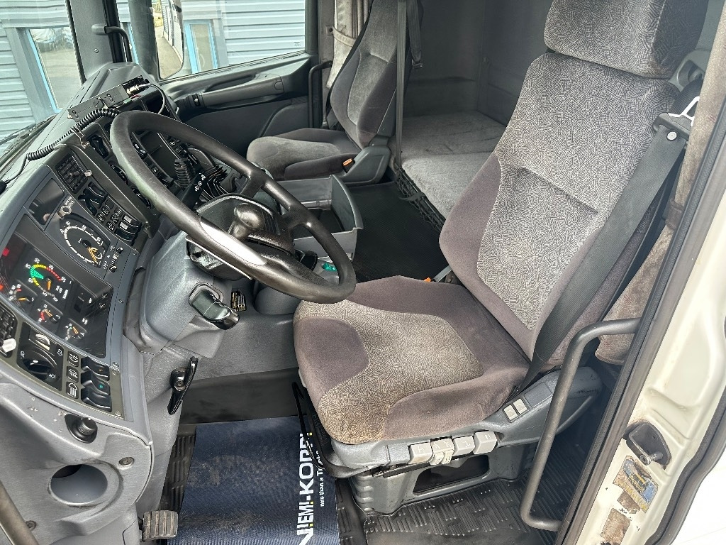 Kipper Scania R144 530 6X4: das Bild 13