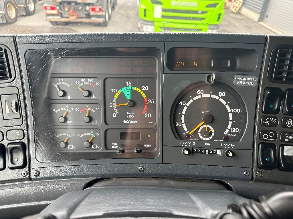 Kipper Scania R144 530 6X4: das Bild 18