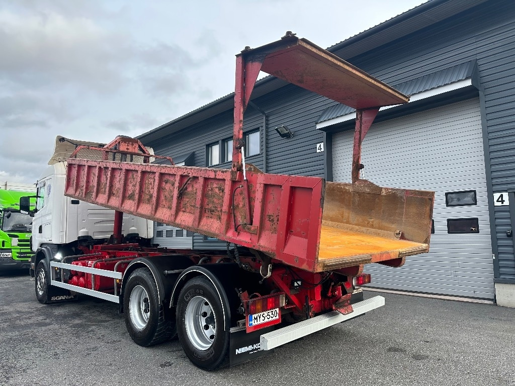 Scania R144 530 6X4 - Kipper: das Bild 5 Scania R144 530 6X4 - Kipper: das Bild 5