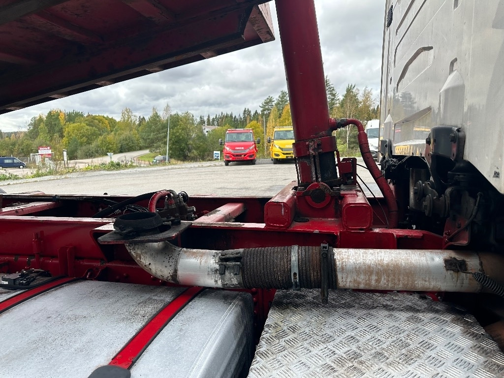Kipper Scania R144 530 6X4: das Bild 9