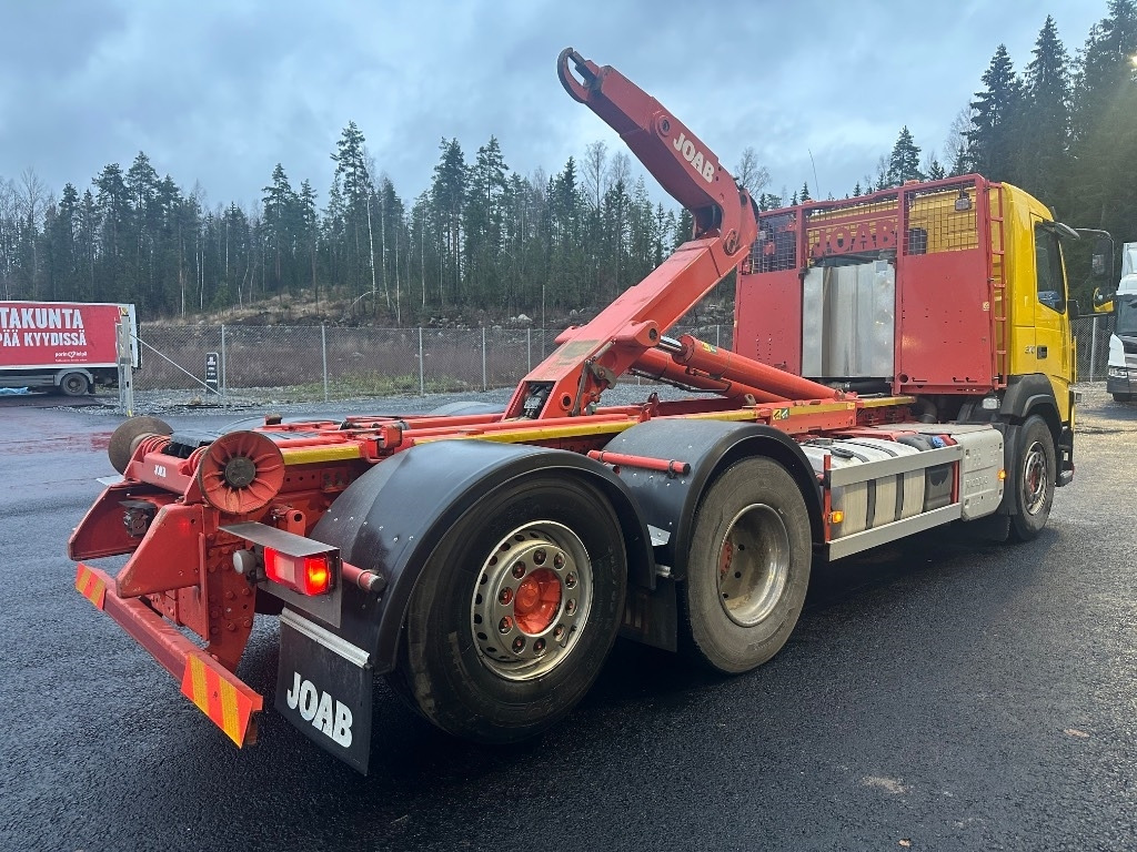 Volvo FM11 370 - Abrollkipper: das Bild 3 Volvo FM11 370 - Abrollkipper: das Bild 3