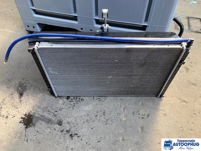 MAN 36.06101-6035 – MAN Radiator - Motor und Teile für LKW: das Bild 1 MAN 36.06101-6035 – MAN Radiator - Motor und Teile für LKW: das Bild 1