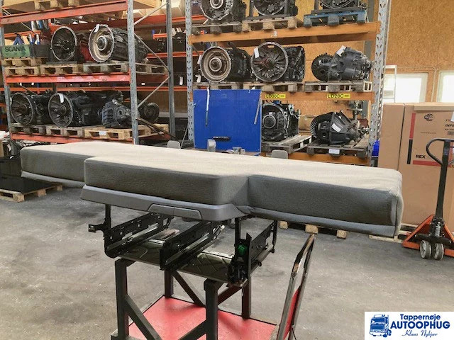 Scania Extendable bed – Scania 2674178 - Fahrerhaus und Interieur für LKW: das Bild 3 Scania Extendable bed – Scania 2674178 - Fahrerhaus und Interieur für LKW: das Bild 3