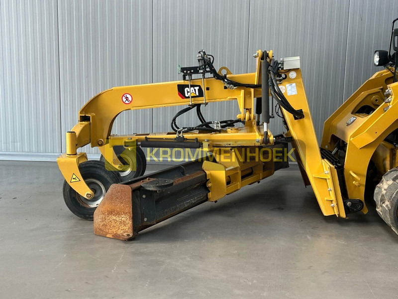 Caterpillar Grader Cobra 2700 HD Aanbouwgrader voor Schranklader - Anbauteil: das Bild 3 Caterpillar Grader Cobra 2700 HD Aanbouwgrader voor Schranklader - Anbauteil: das Bild 3