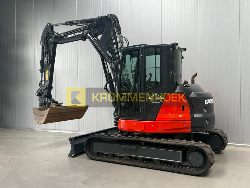 Eurocomach ES 100 TR Powertilt - Minibagger: das Bild 3 Eurocomach ES 100 TR Powertilt - Minibagger: das Bild 3