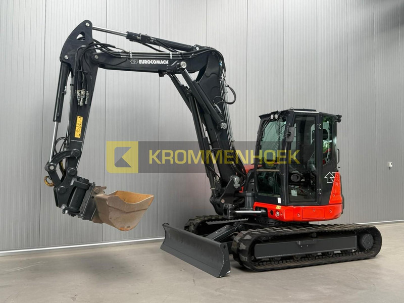 Eurocomach ES 100 TR Powertilt - Minibagger: das Bild 2 Eurocomach ES 100 TR Powertilt - Minibagger: das Bild 2