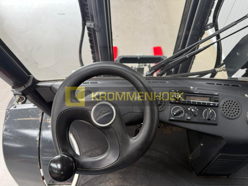 Dieselstapler Linde H 40 D-02: das Bild 13