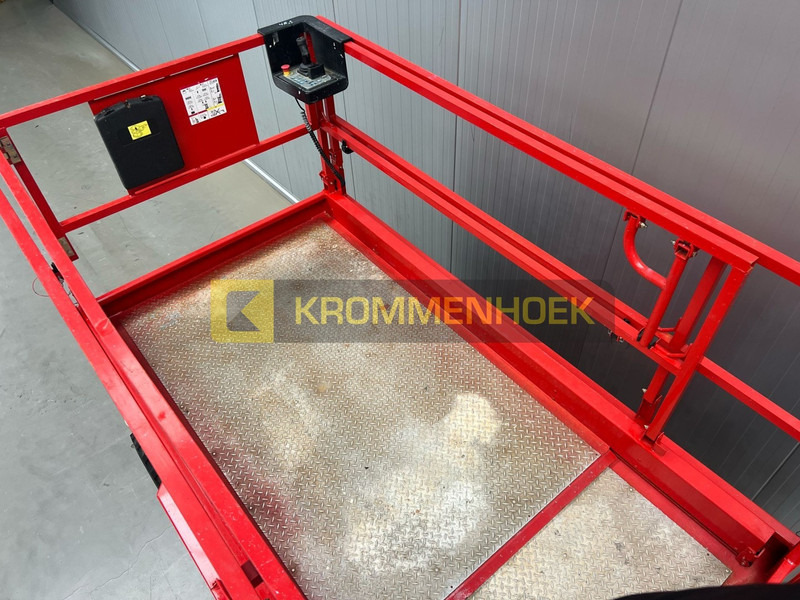 Scherenbühne Manitou 100 SC: das Bild 13
