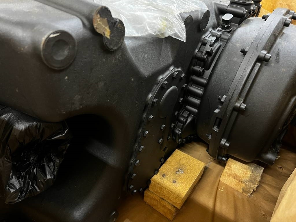 CNH Powershift - CNH / ZF - 4WG210 ZF - Getriebe für Landmaschine: das Bild 5 CNH Powershift - CNH / ZF - 4WG210 ZF - Getriebe für Landmaschine: das Bild 5