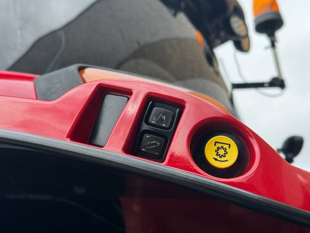 Traktor Case IH Maxxum 115 Active drive 8, Multicontroller, 2019!!: das Bild 16
