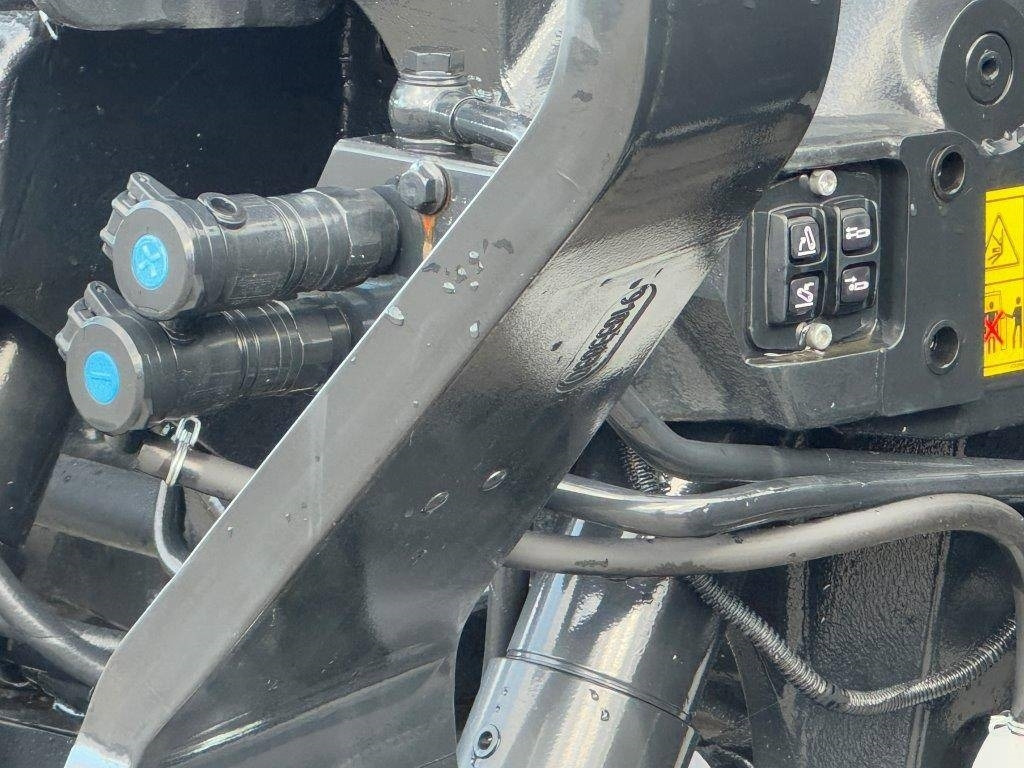 New Holland T6.180 Dynamic Command, frontlinkage, Stage V, GPS - Traktor: das Bild 5 New Holland T6.180 Dynamic Command, frontlinkage, Stage V, GPS - Traktor: das Bild 5