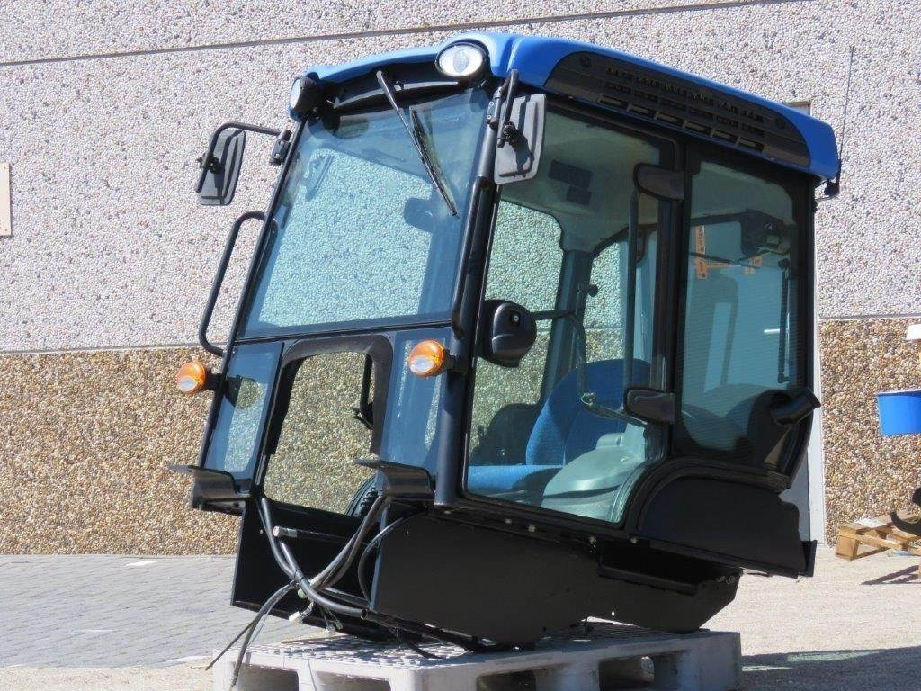 New Holland TK - Fahrerhaus für Landmaschine: das Bild 2 New Holland TK - Fahrerhaus für Landmaschine: das Bild 2