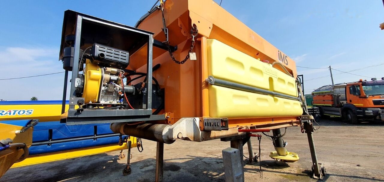Schmidt KUPPER WEISSER 5m3 - Salzstreuer für Kommunal-/ Sonderfahrzeug: das Bild 4 Schmidt KUPPER WEISSER 5m3 - Salzstreuer für Kommunal-/ Sonderfahrzeug: das Bild 4