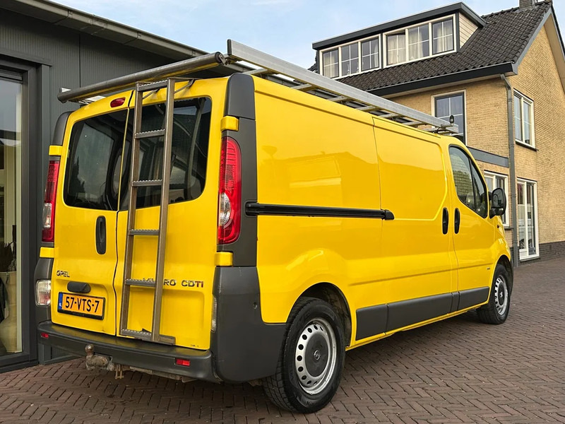 Opel Vivaro 2.0CDTI 84KW 2.9 TON L2H1 3ZITS AIRCO IMPERIAL - Kleintransporter: das Bild 2 Opel Vivaro 2.0CDTI 84KW 2.9 TON L2H1 3ZITS AIRCO IMPERIAL - Kleintransporter: das Bild 2