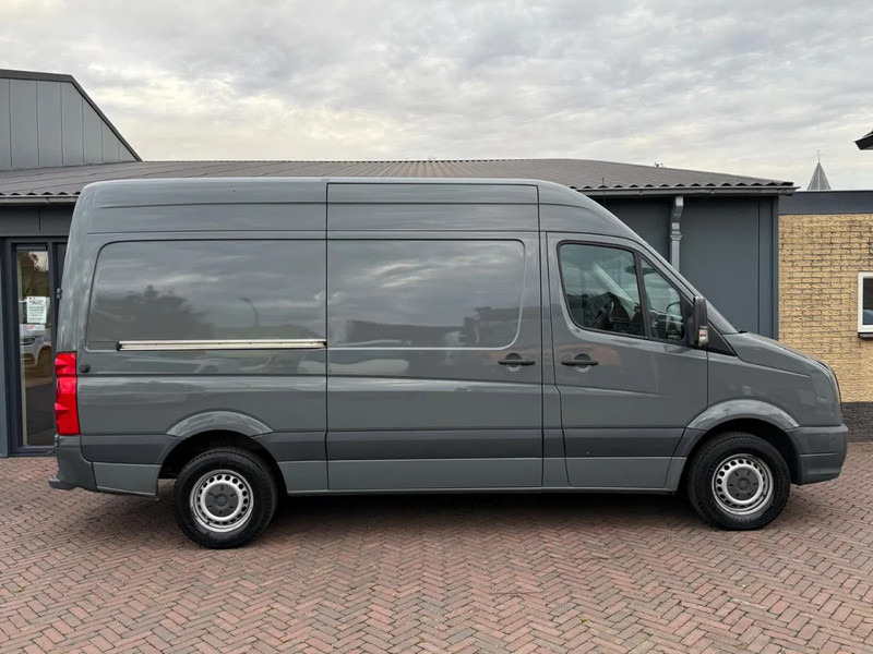 Volkswagen Crafter 50 2.0 136 PK 3 zits Airco Cruise Camera Nette Auto! 11/2015 - Kastenwagen: das Bild 5 Volkswagen Crafter 50 2.0 136 PK 3 zits Airco Cruise Camera Nette Auto! 11/2015 - Kastenwagen: das Bild 5