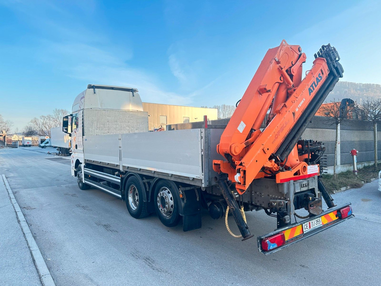 MAN TGX 26.440 6X2 Intarder ATLAS 165 - Pritsche LKW, Autokran: das Bild 3 MAN TGX 26.440 6X2 Intarder ATLAS 165 - Pritsche LKW, Autokran: das Bild 3