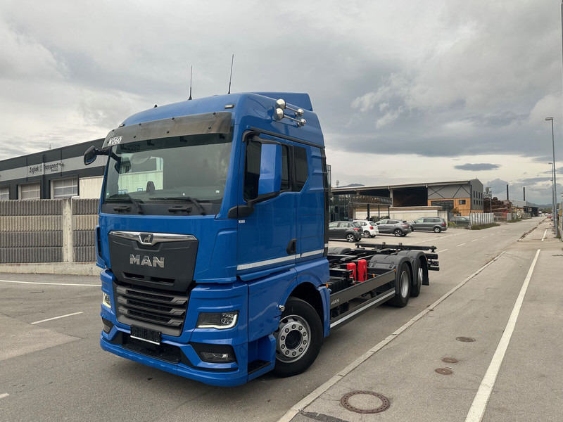 MAN TGX 26.440 - Fahrgestell LKW: das Bild 2 MAN TGX 26.440 - Fahrgestell LKW: das Bild 2