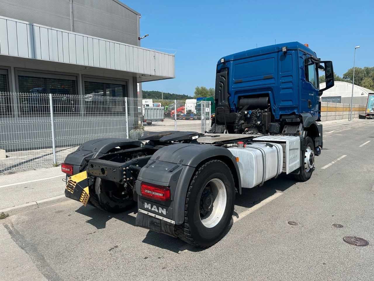 MAN TGS 18.470 4X4 Hydrodrive Kipphidraulik - Sattelzugmaschine: das Bild 3 MAN TGS 18.470 4X4 Hydrodrive Kipphidraulik - Sattelzugmaschine: das Bild 3