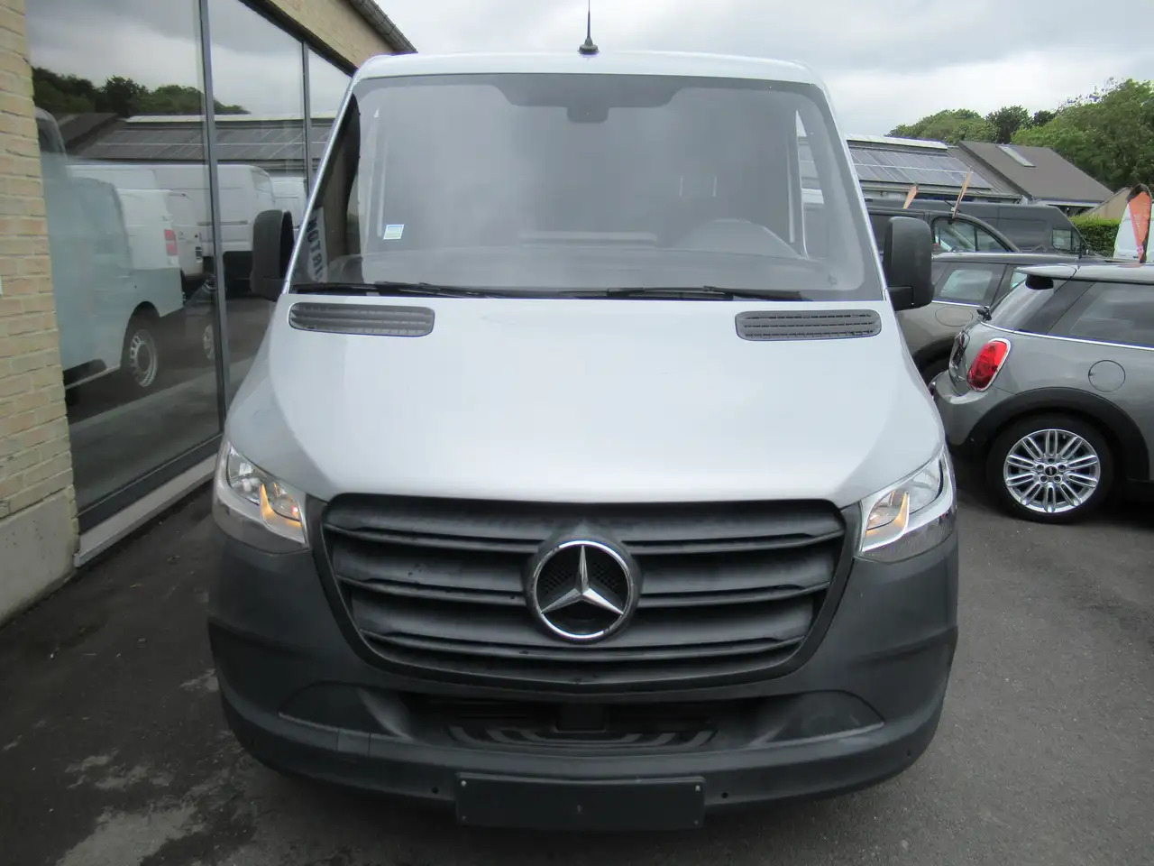 Mercedes-Benz Sprinter 2 PL, airco navi cruise cam 19800€+tva/btw - Kastenwagen: das Bild 3 Mercedes-Benz Sprinter 2 PL, airco navi cruise cam 19800€+tva/btw - Kastenwagen: das Bild 3