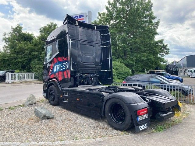 DAF XG 530 FT Vollluft Leder Kamera SpurH - Sattelzugmaschine: das Bild 5 DAF XG 530 FT Vollluft Leder Kamera SpurH - Sattelzugmaschine: das Bild 5