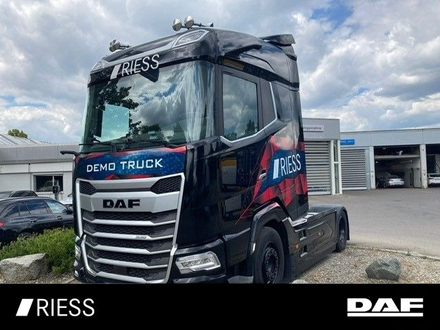 DAF XG 530 FT Vollluft Leder Kamera SpurH - Sattelzugmaschine: das Bild 1 DAF XG 530 FT Vollluft Leder Kamera SpurH - Sattelzugmaschine: das Bild 1