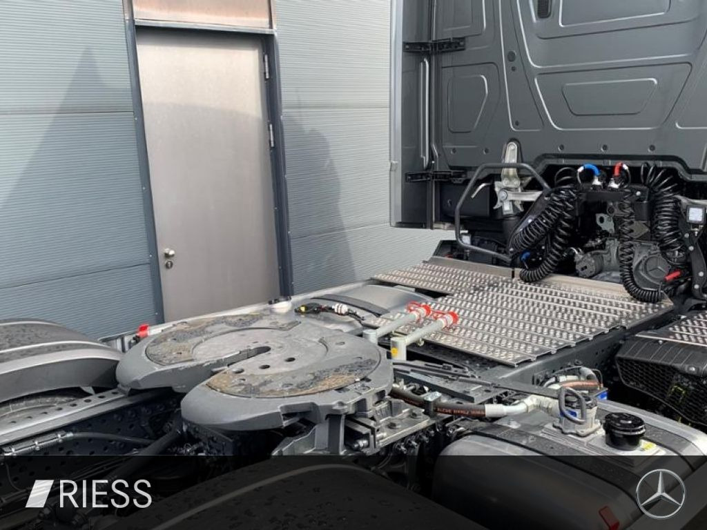 Mercedes-Benz Actros 1853 LS - Sattelzugmaschine: das Bild 5 Mercedes-Benz Actros 1853 LS - Sattelzugmaschine: das Bild 5