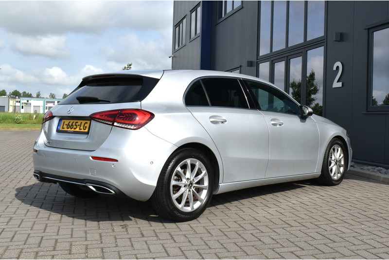 Mercedes-Benz A-Klasse 200 | Business Solution * 163 PK * Camera * LED * MBUX - Schrägheck: das Bild 2 Mercedes-Benz A-Klasse 200 | Business Solution * 163 PK * Camera * LED * MBUX - Schrägheck: das Bild 2