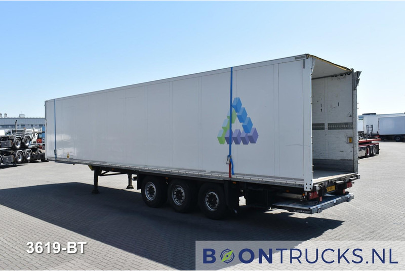 Schmitz Cargobull SCB*S3B | DAMAGED / SCHADE * TAIL LIFT (WORKING) * DISC BRAKES - Koffer Auflieger: das Bild 3 Schmitz Cargobull SCB*S3B | DAMAGED / SCHADE * TAIL LIFT (WORKING) * DISC BRAKES - Koffer Auflieger: das Bild 3