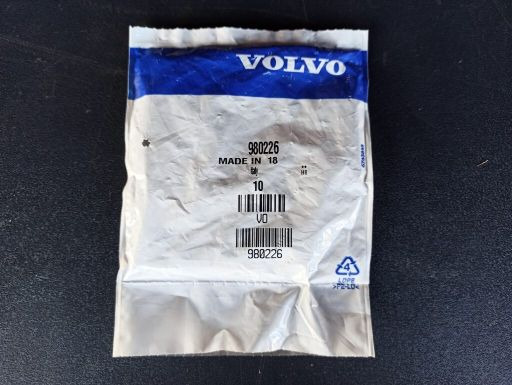 VOLVO, VOLVO PENTA STUD - 980226 - Ersatzteile für LKW: das Bild 1 VOLVO, VOLVO PENTA STUD - 980226 - Ersatzteile für LKW: das Bild 1