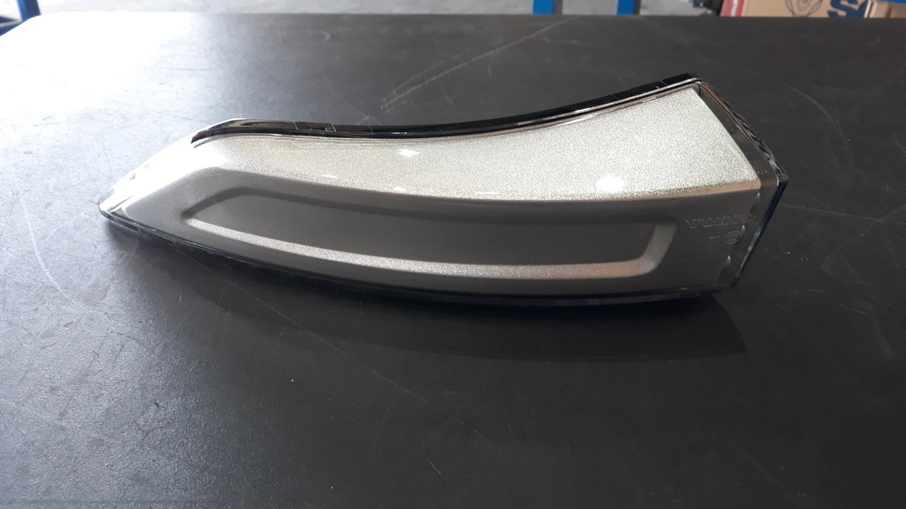 VOLVO INDICATOR LAMP 23386782 - Lichter/ Leuchten für LKW: das Bild 4 VOLVO INDICATOR LAMP 23386782 - Lichter/ Leuchten für LKW: das Bild 4