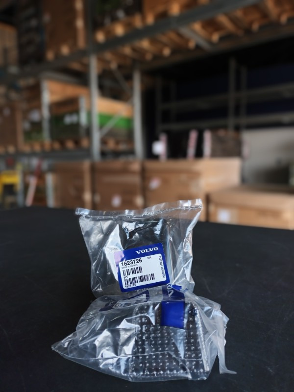 VOLVO LAMP 1623726 - Lichter/ Leuchten für LKW: das Bild 1 VOLVO LAMP 1623726 - Lichter/ Leuchten für LKW: das Bild 1