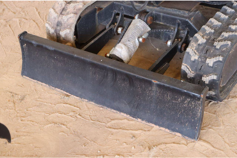 Minibagger AGT Industrial QH12R: das Bild 13