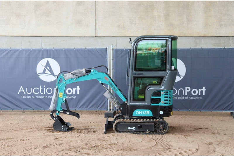 AGT Industrial QH13R - Minibagger: das Bild 2 AGT Industrial QH13R - Minibagger: das Bild 2