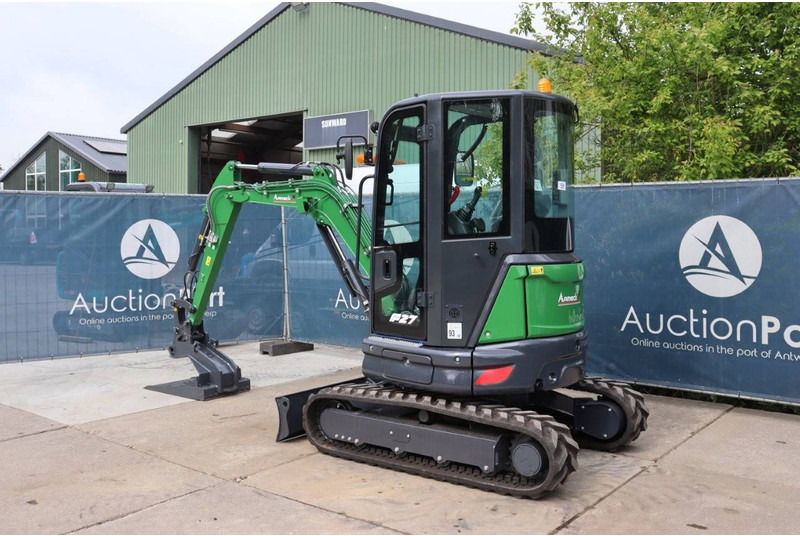 Aameck F27 CDM 6025 - Minibagger: das Bild 3 Aameck F27 CDM 6025 - Minibagger: das Bild 3