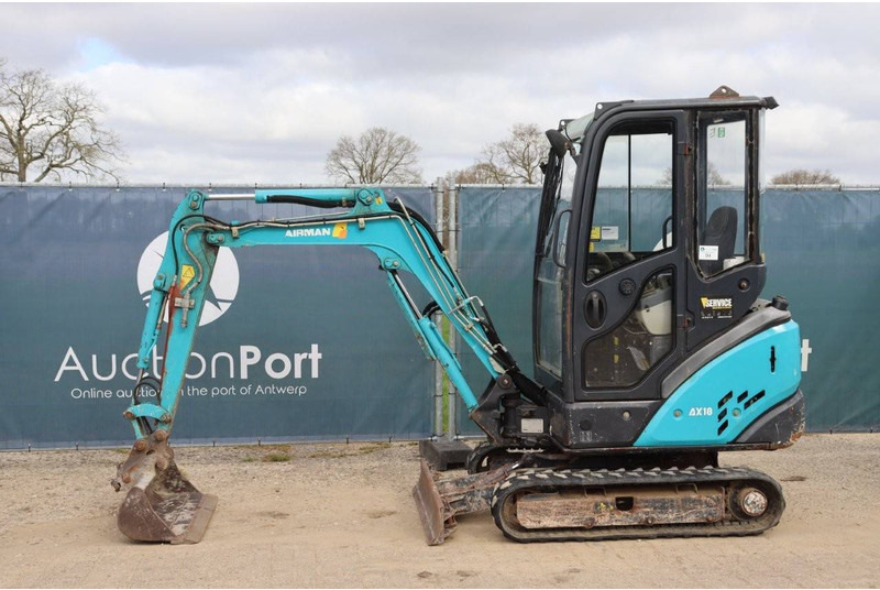 Airman AX18-4 CGL - Minibagger: das Bild 1 Airman AX18-4 CGL - Minibagger: das Bild 1